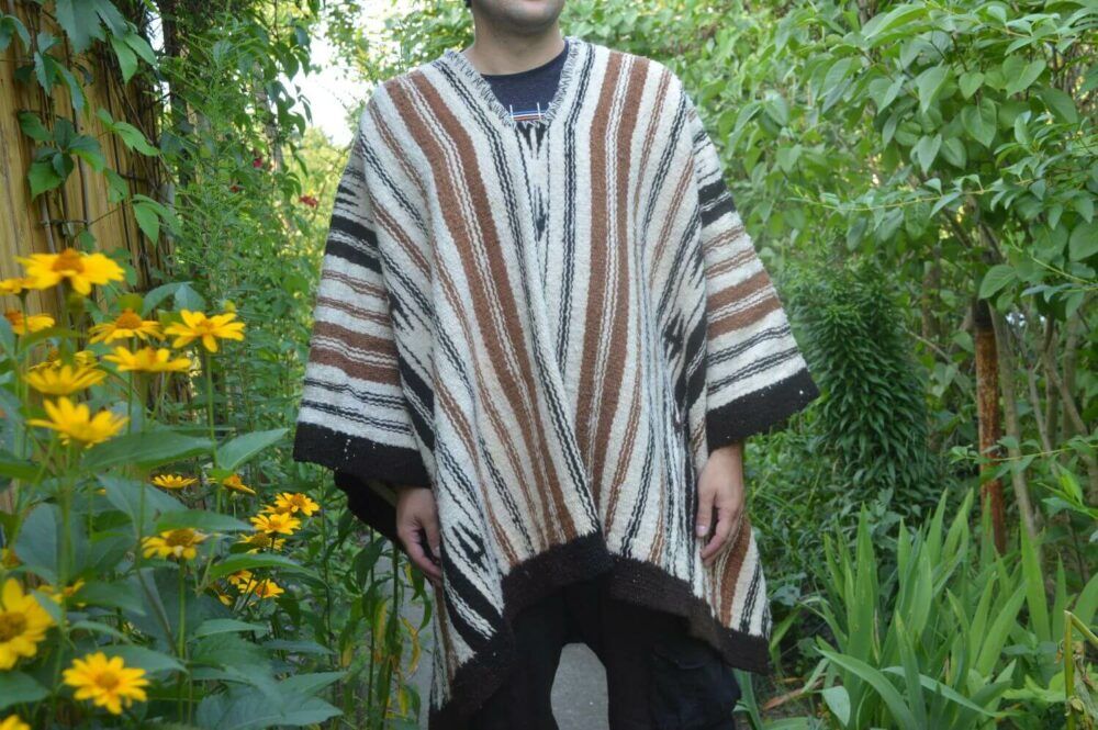 Poncho Schamane